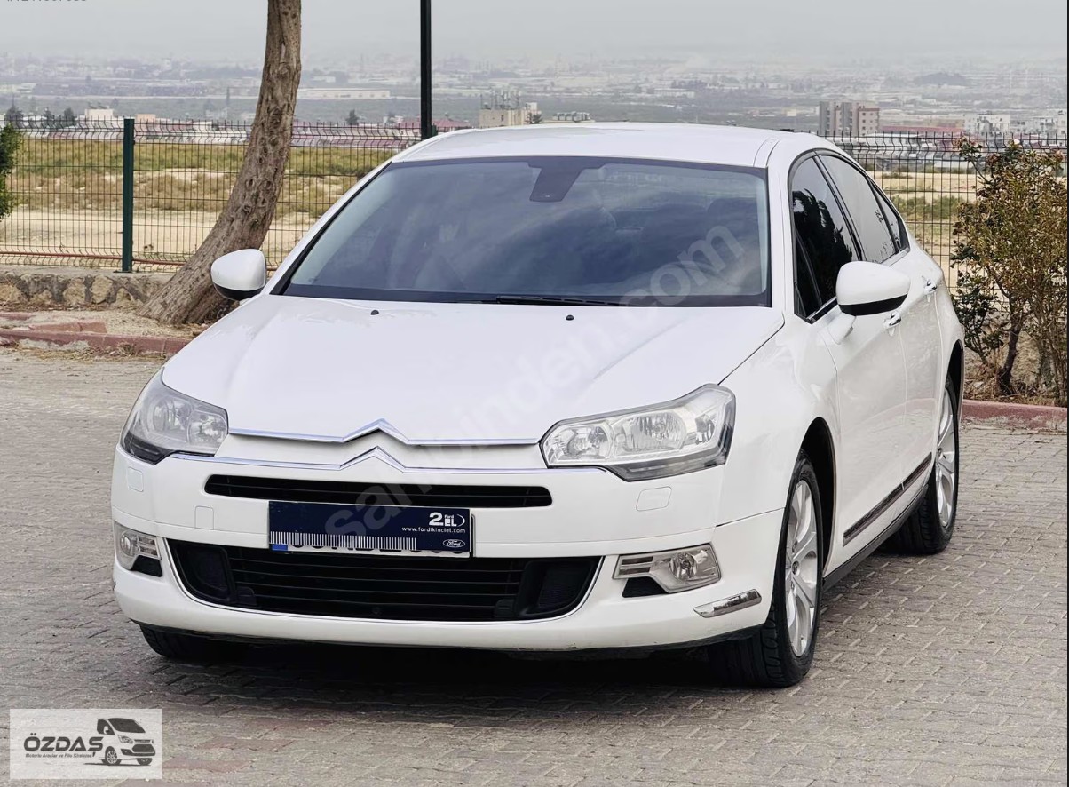 CITROEN C5 1.6 HDI CONFORT 2012 MODEL