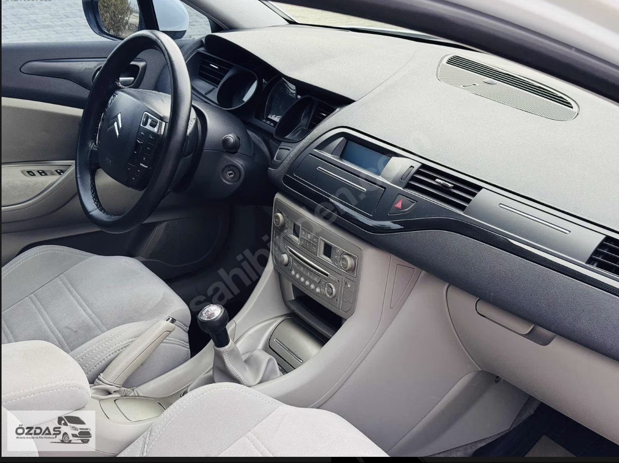 CITROEN C5 1.6 HDI CONFORT 2012 MODEL