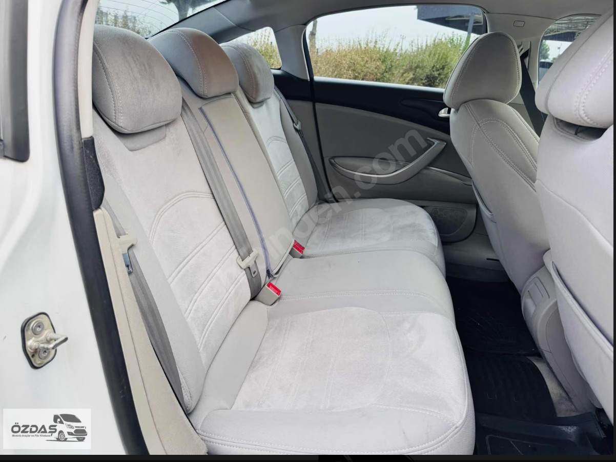 CITROEN C5 1.6 HDI CONFORT 2012 MODEL