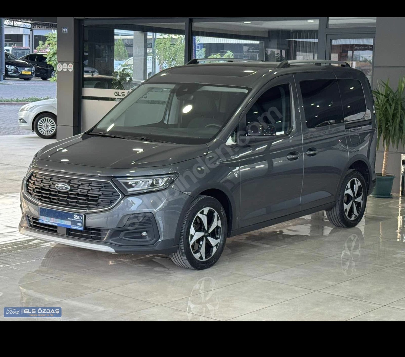 FORD TOURNEO CONNECT ACTİVE FULL 2024 MODEL