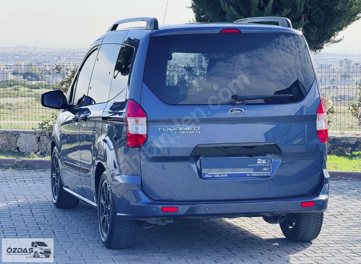 FORD TOURNEO COURIER 1.5 TDCI T.PLUS 2022 MODEL